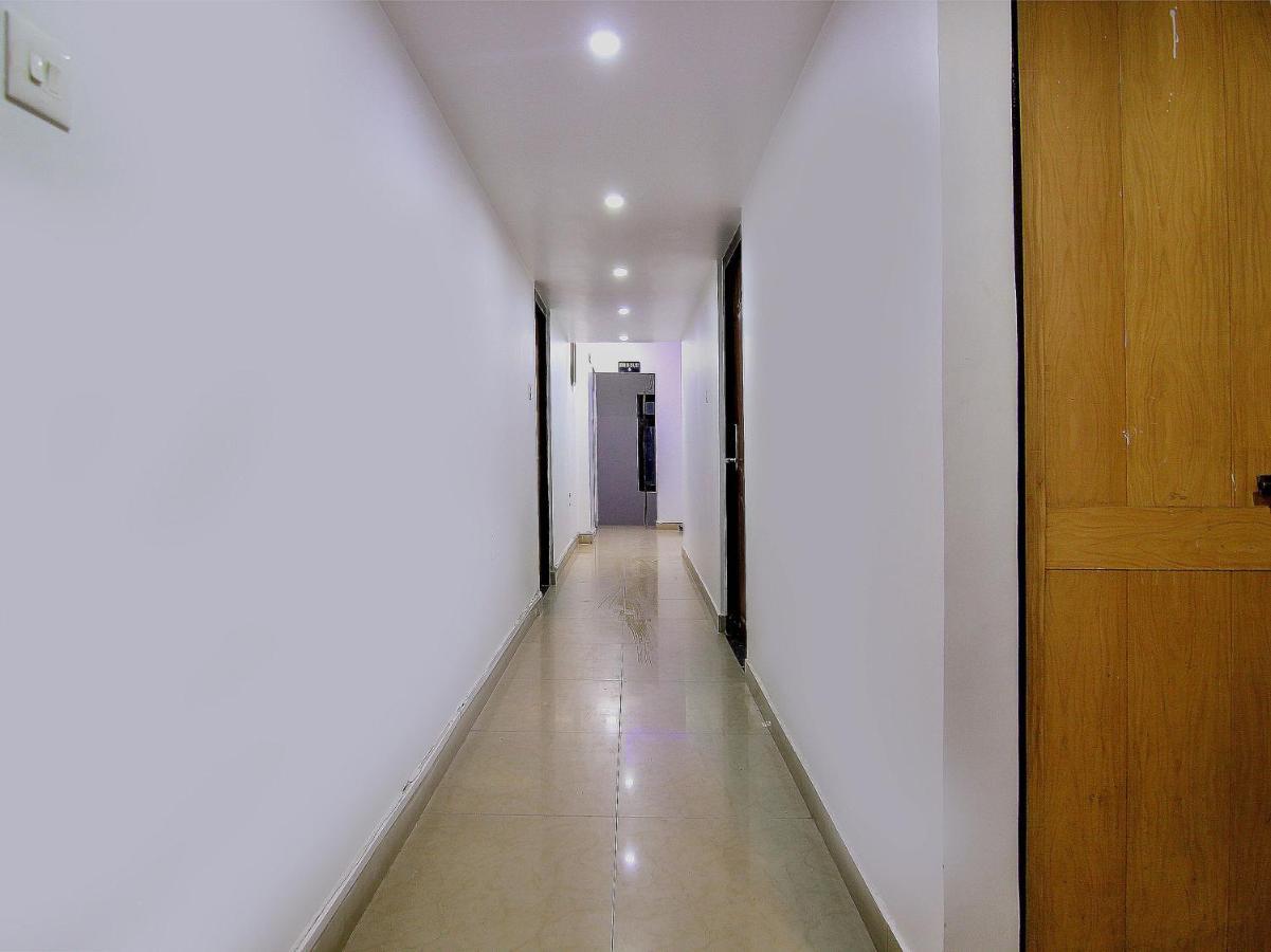 Oyo Flagship 4434 Earth Inn Lucknow Exterior photo