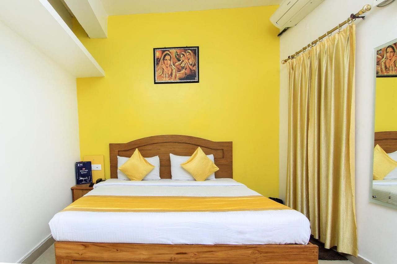 Oyo Flagship 4434 Earth Inn Lucknow Exterior photo